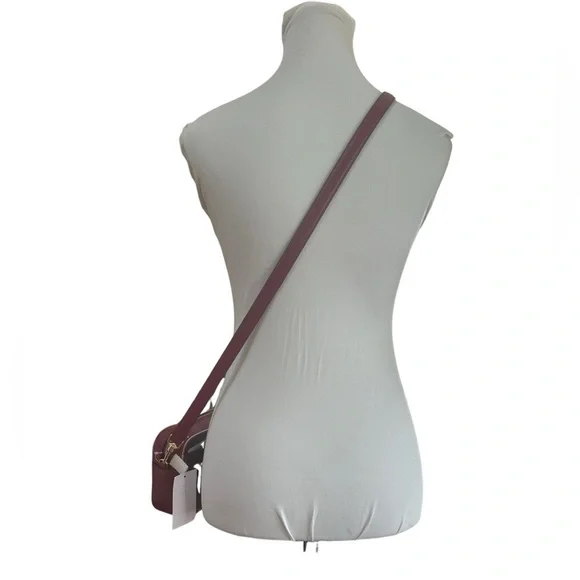 NWT Kate Spade Oh Snap Camera Bag Crossbody Dark Raspberry Patent Leather - Picture 8 of 10